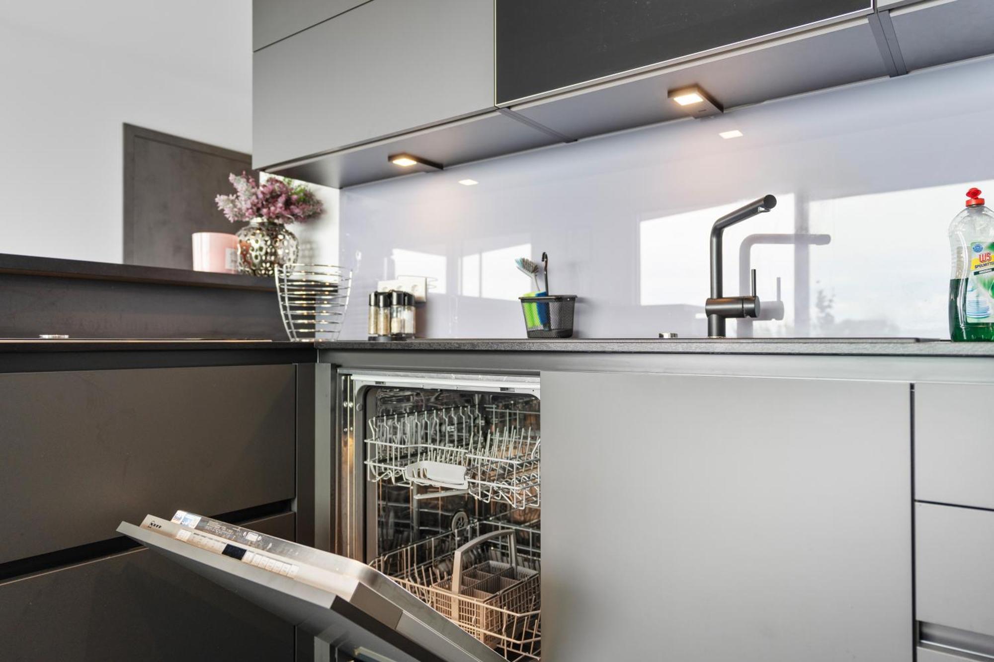 Апартаменти Anytime - Penthouse Mit Terrasse Und Bergsicht Фрідріхсгафен Екстер'єр фото